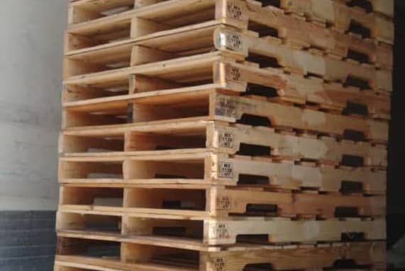 TARIMA ESTANDAR NUEVA DE BARROTE